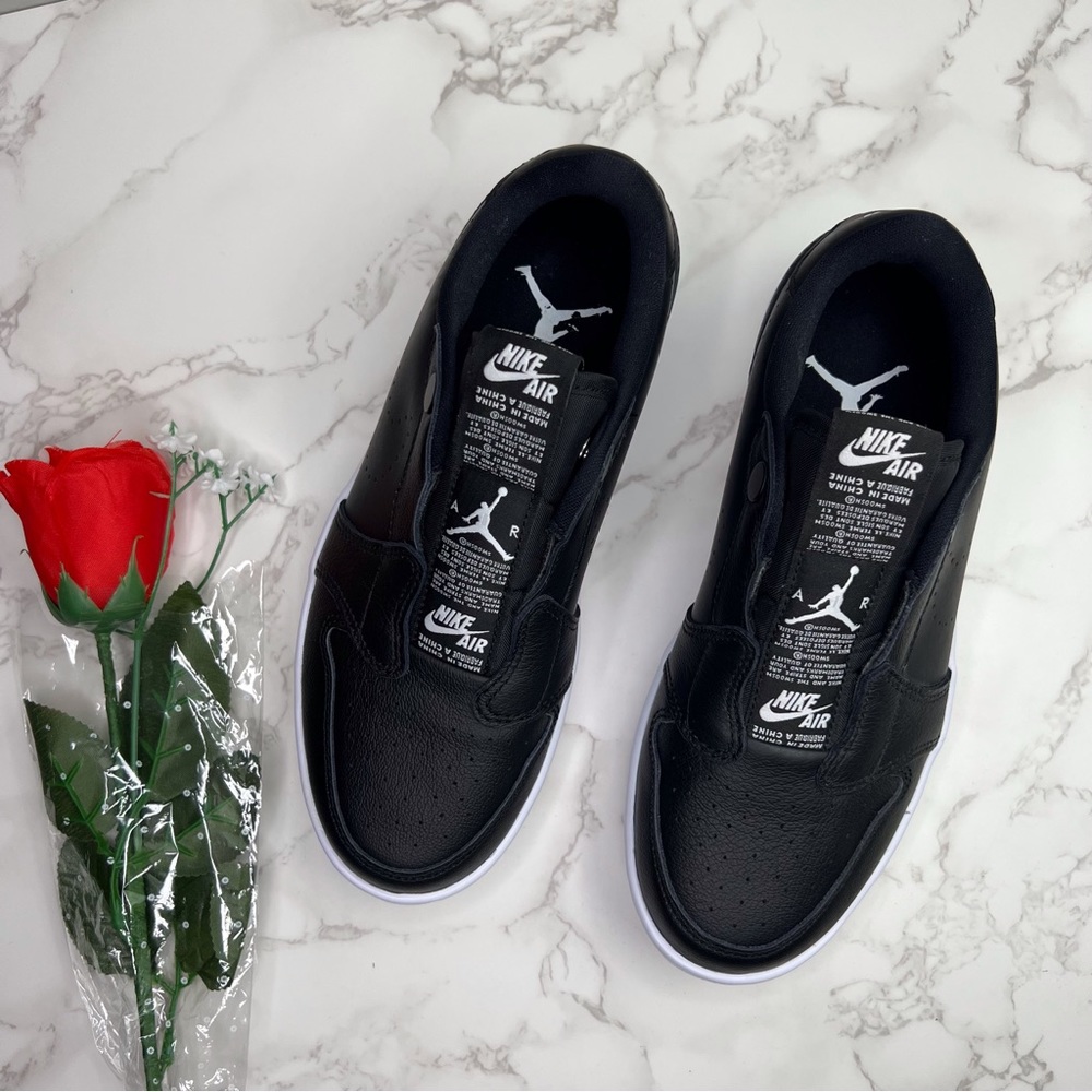Nike Jordan 1 Retro Low Slip 🖤 - Picture 7 of 16